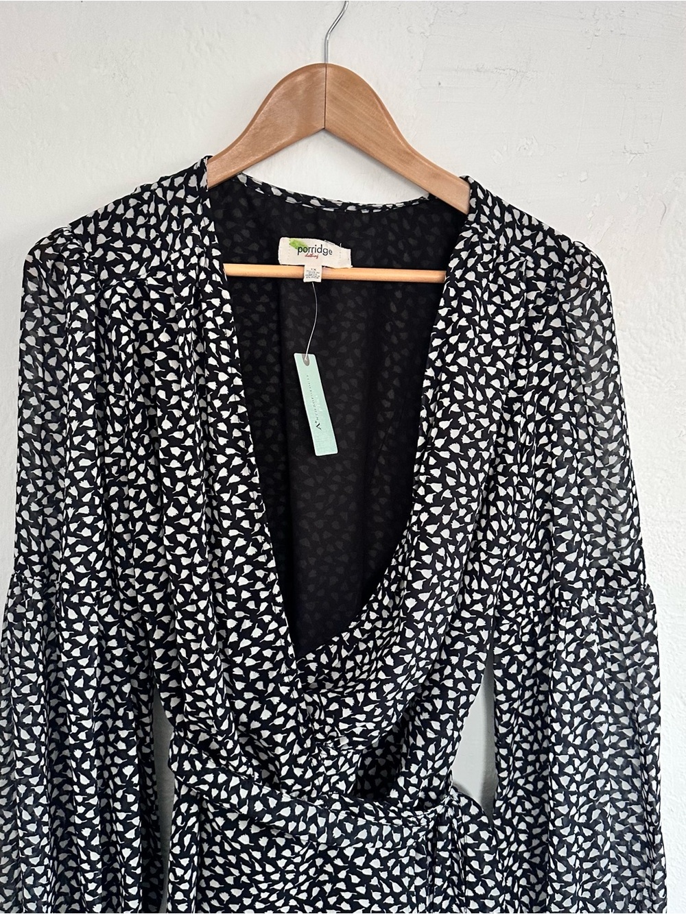 NEW NWT Anthropologie Porridge Puff Sleeve Wrap Blouse with Tie Waist - Picture 4 of 10
